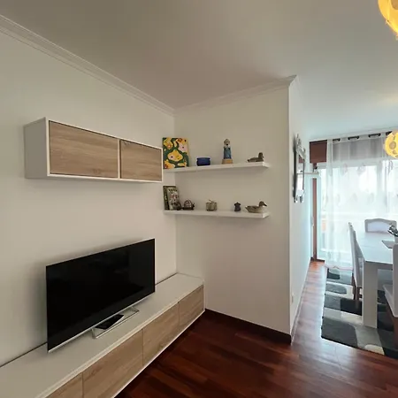 Apartamento Xacobe Grove, 120 Metros Totalmente Equipado, Luminoso, Centrico Y Con Plaza De Garaje *