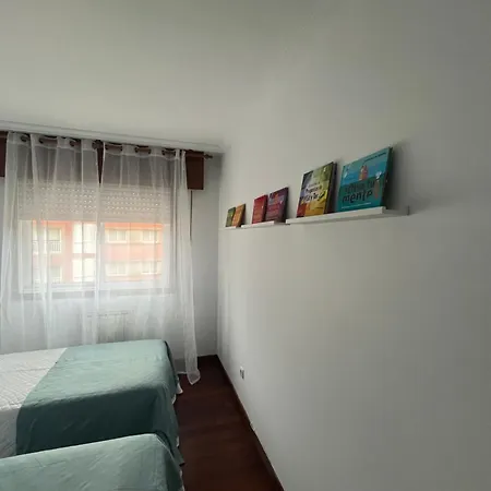 Xacobe Grove, 120 Metros Totalmente Equipado, Luminoso, Centrico Y Con Plaza De Garaje